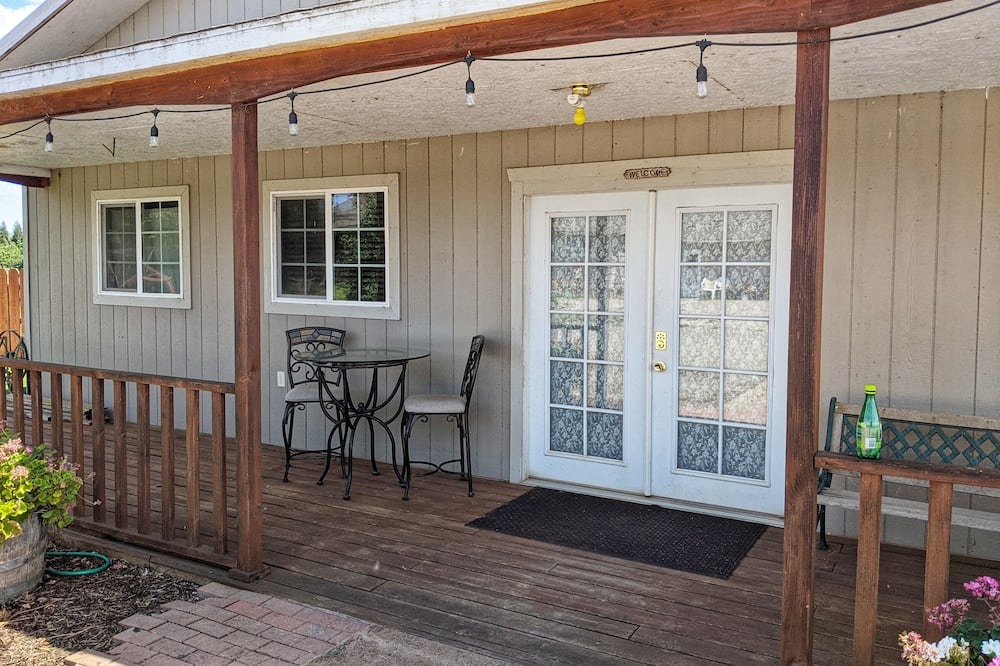 Photo of Patio Balcony in Glenn County