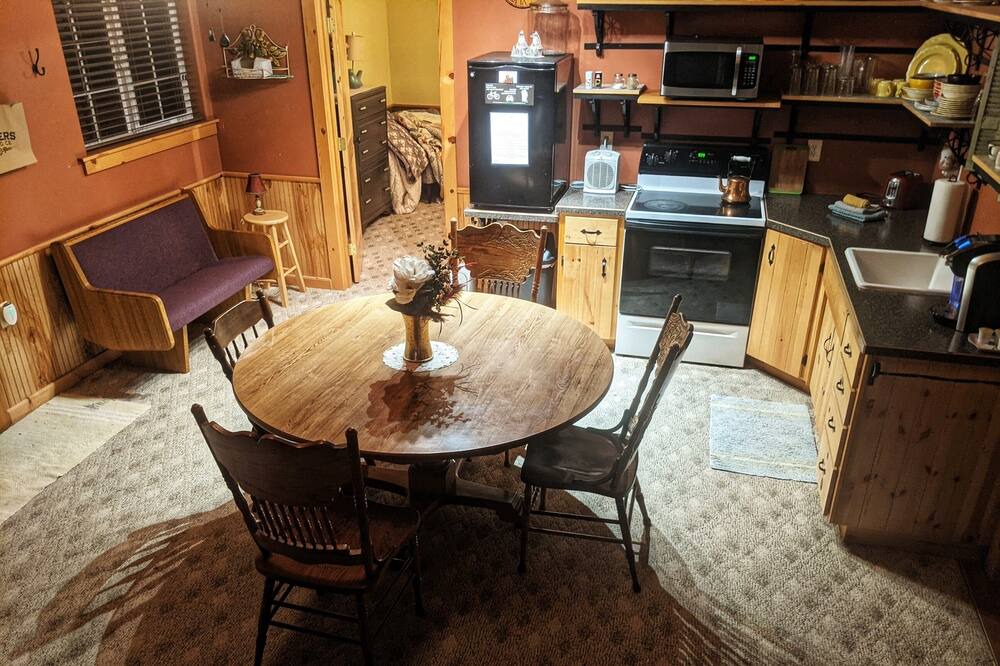 Photo of Kitchen in Glenn County