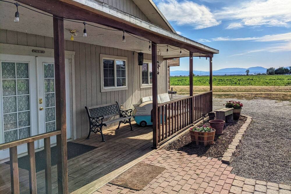 Photo of Patio Balcony in Glenn County