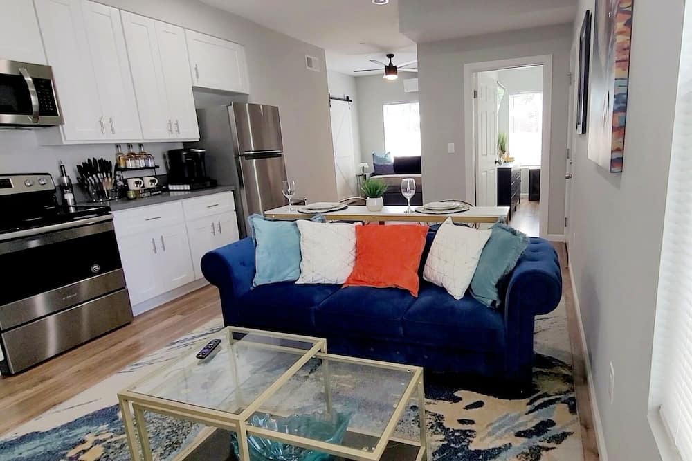 Photo of Livingroom in Logan Heights
