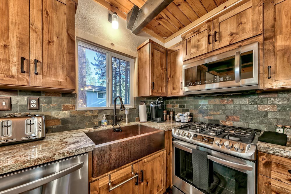 Photo of Kitchen in Pioneer Trail