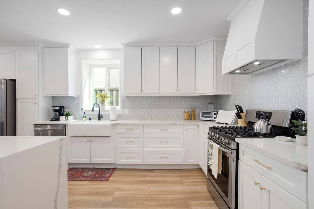 Photo of Kitchen in Sunland-Tujunga