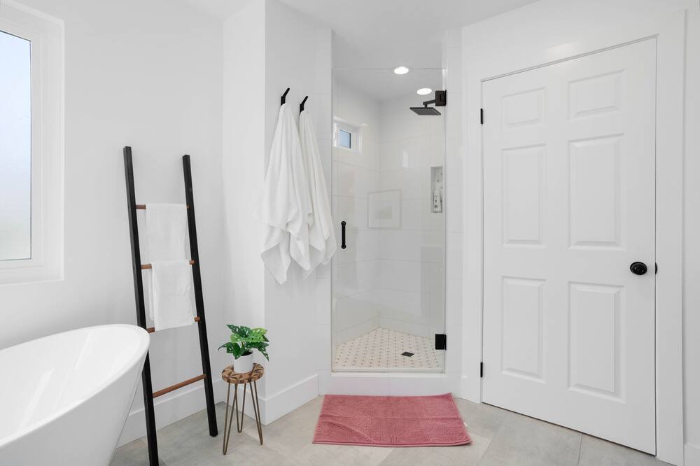 Photo of Bedroom in Sunland-Tujunga