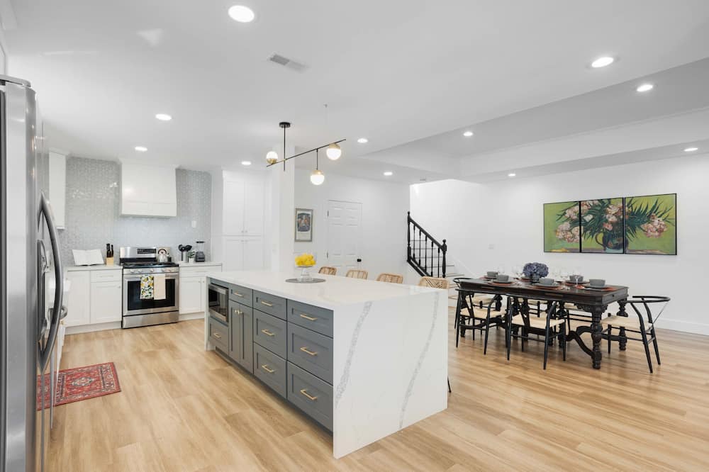 Photo of Kitchen in Sunland-Tujunga