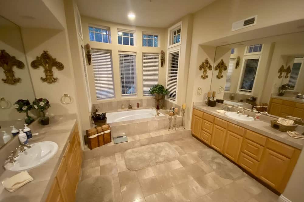 Photo of Bathroom in Gilroy