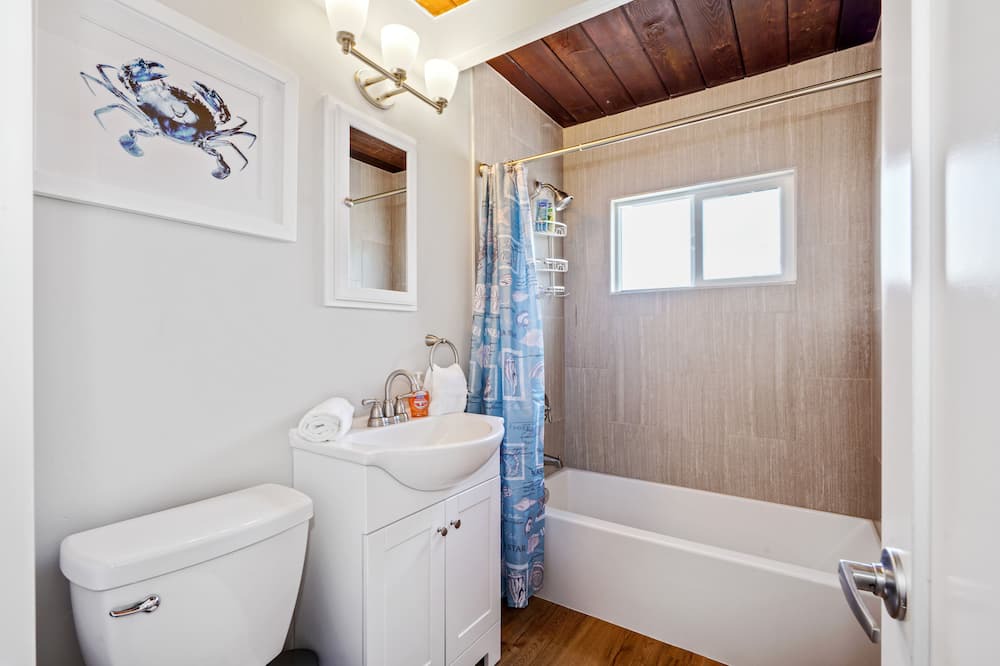 Photo of Bathroom in Logan Heights