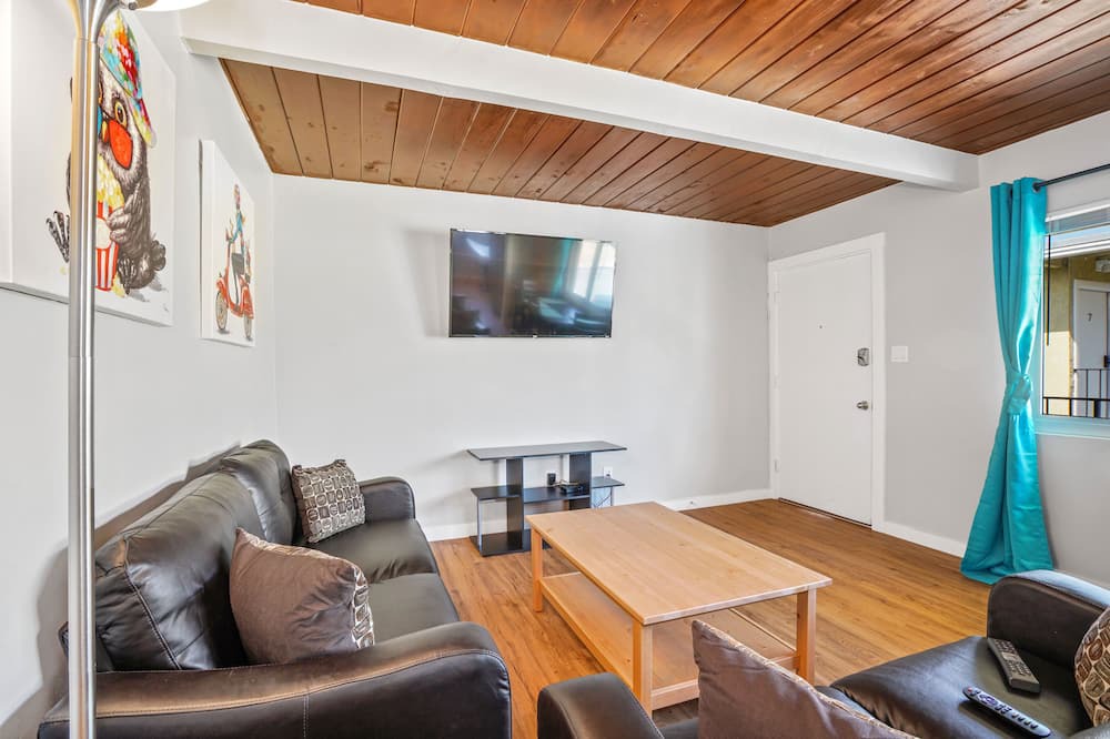 Photo of Livingroom in Logan Heights