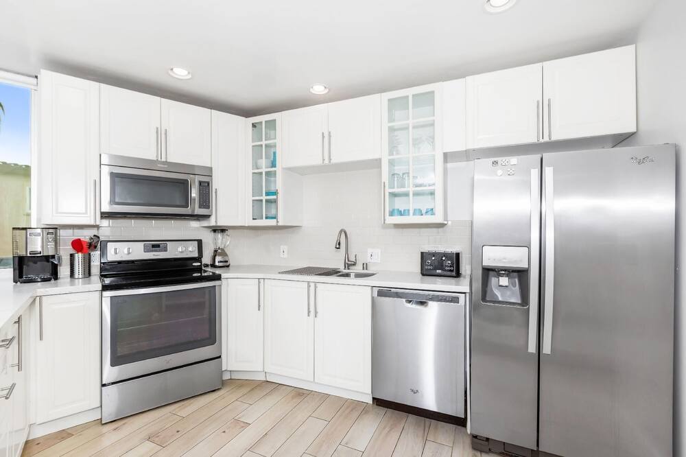 Photo of Kitchen in South Mission Beach