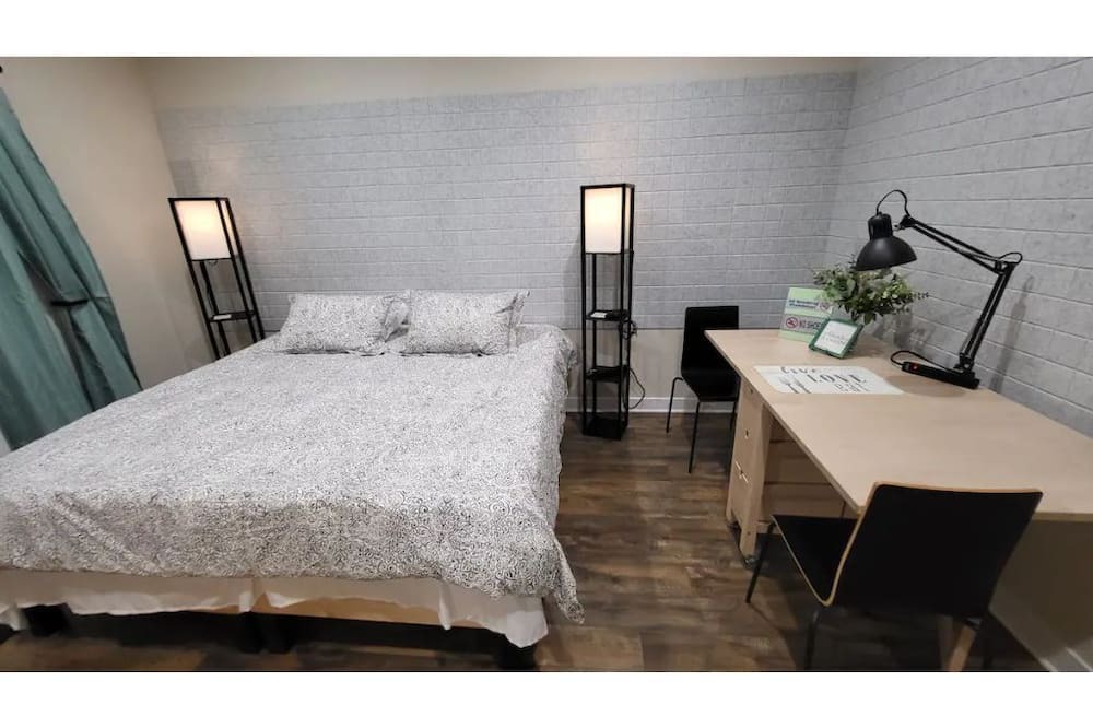 Photo of Bedroom in East Hemet
