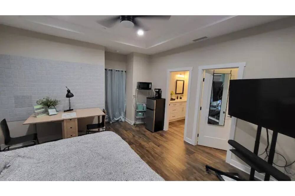 Photo of Bedroom in East Hemet