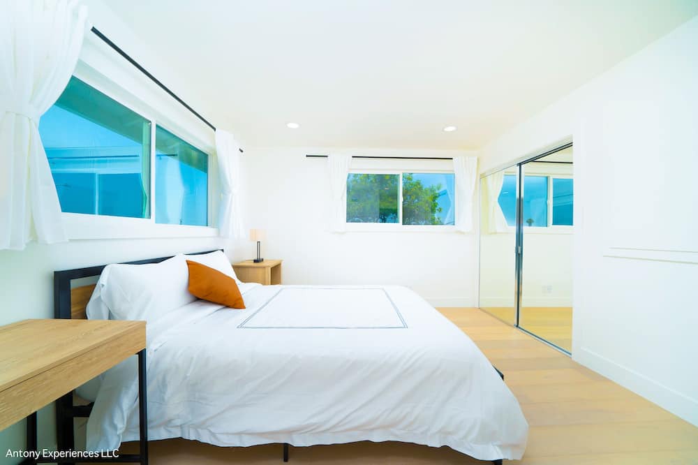 Photo of Bedroom in Fountain Valley