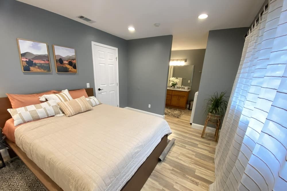Photo of Bedroom in Sacramento
