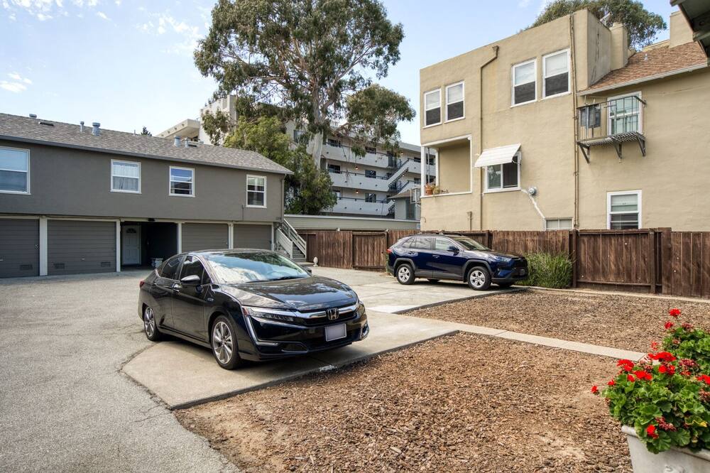 Photo of Others in Burlingame