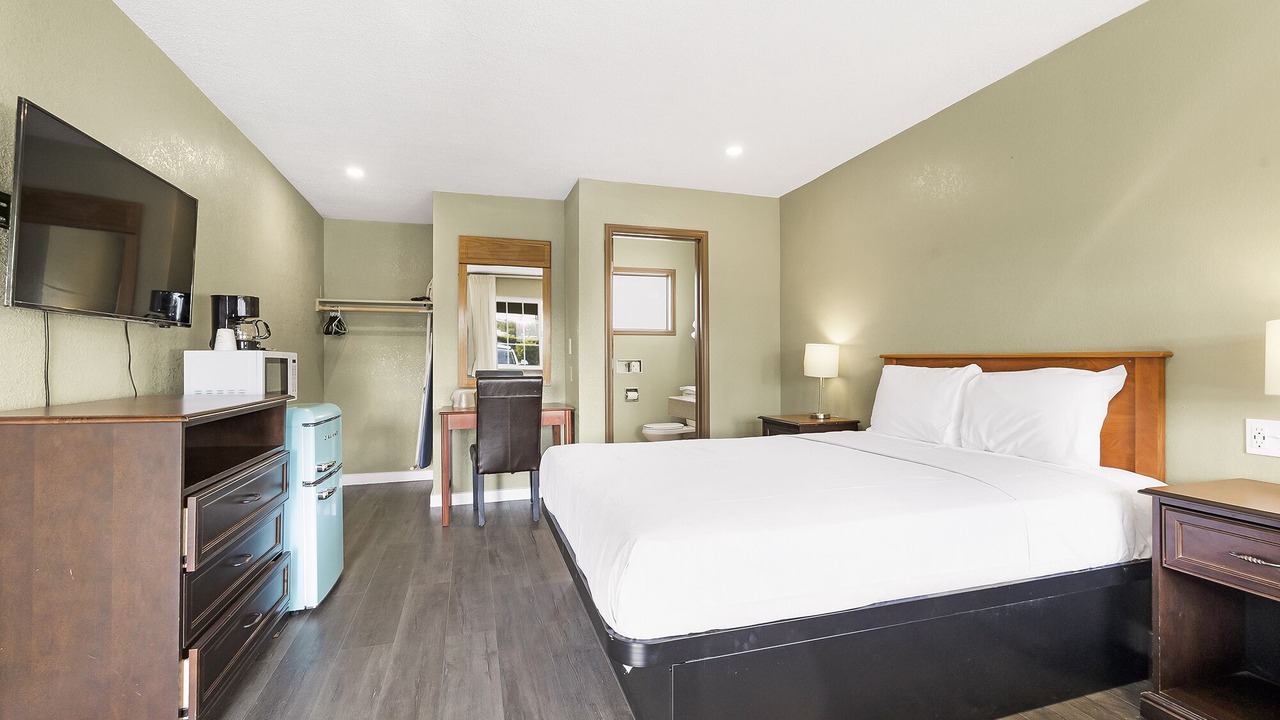 Photo of Bedroom in Chico