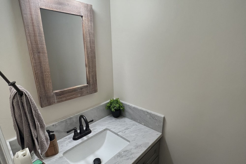 Photo of Bathroom in Frazier Park