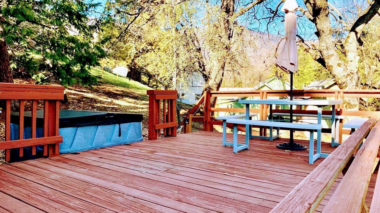 Photo of Outdoor in Springville