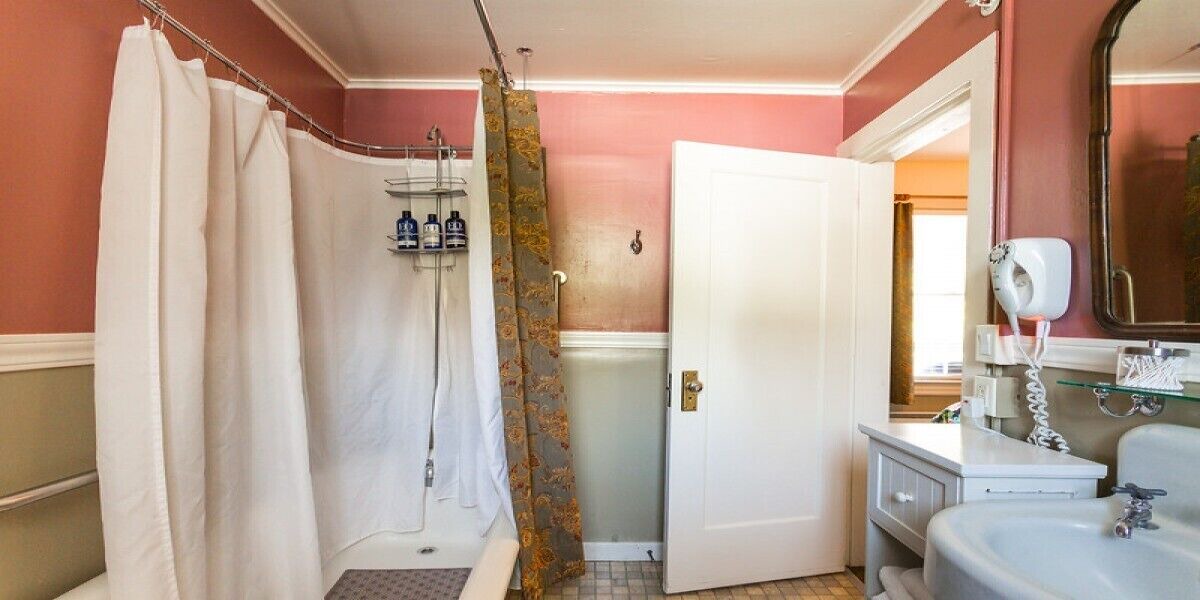 Photo of Bathroom in Picnic Valley