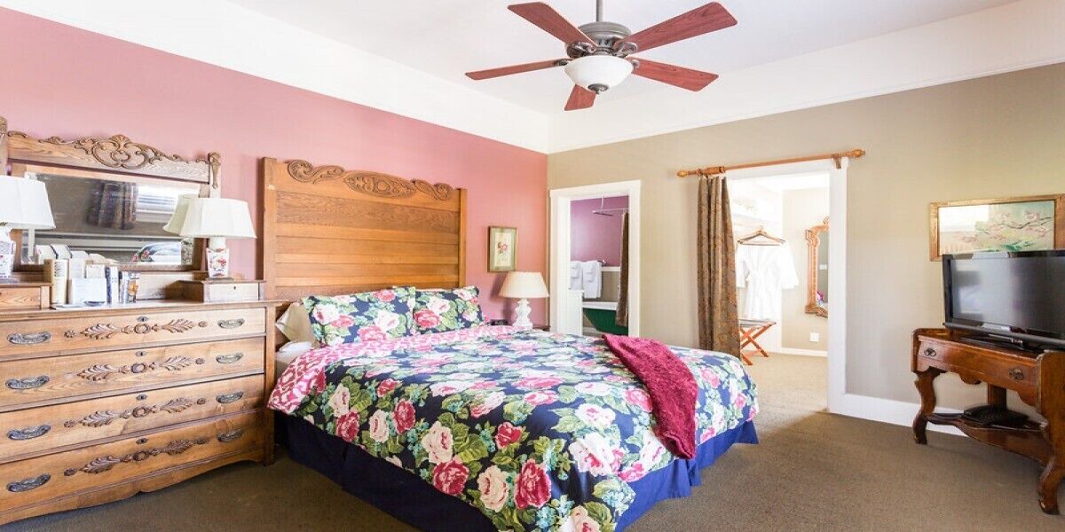 Photo of Bedroom in Picnic Valley