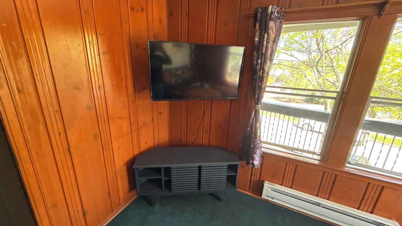 Photo of Bedroom in Picnic Valley