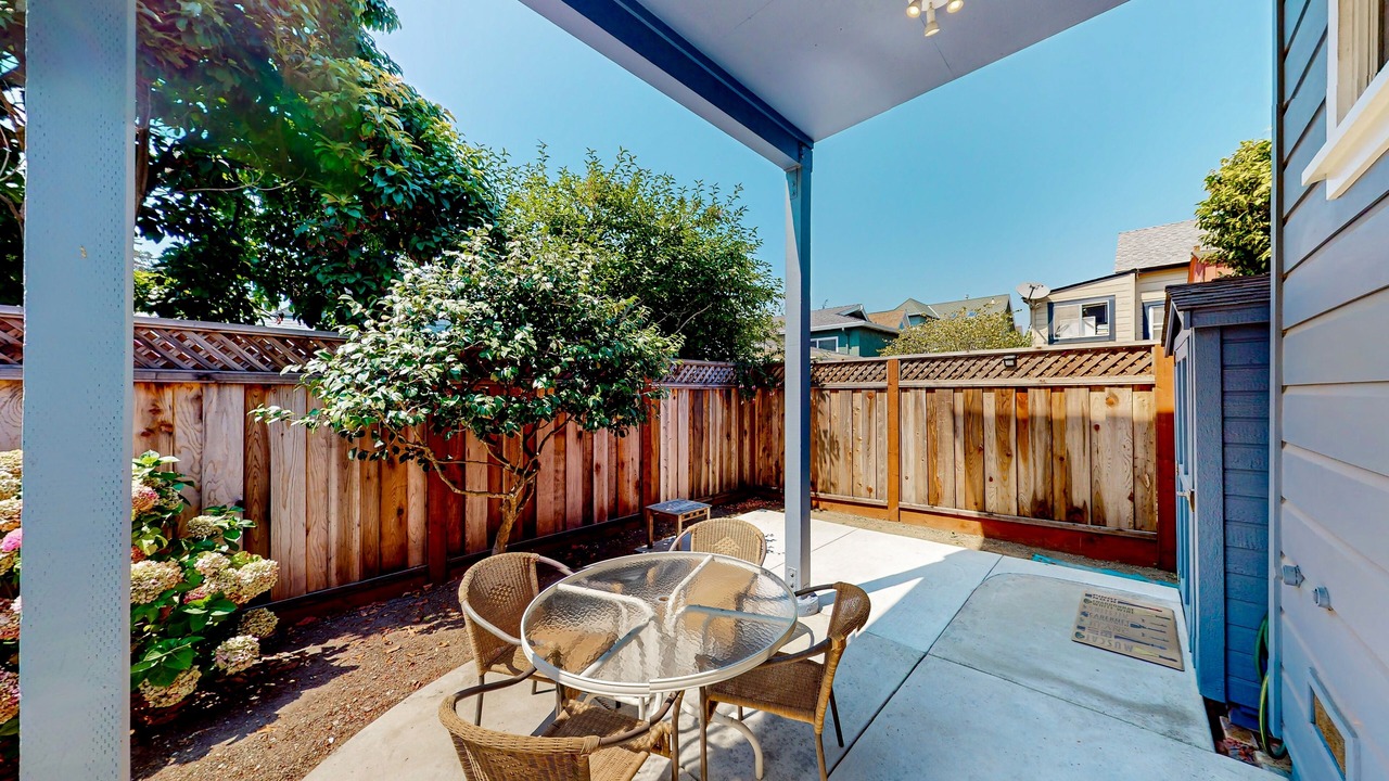 Photo of Outdoor in Seabright