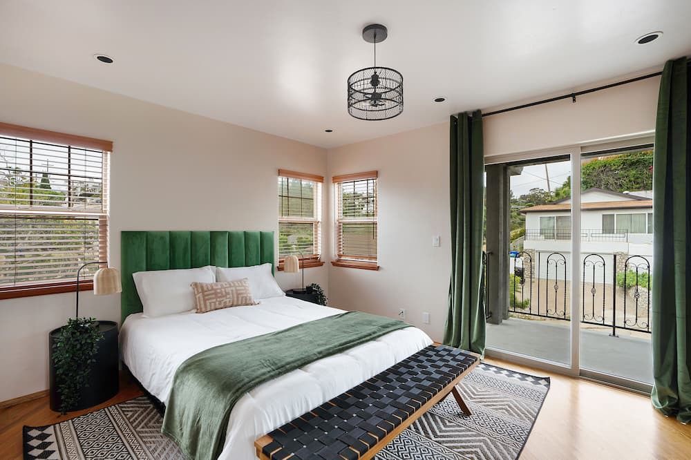 Photo of Bedroom in Mission Hills