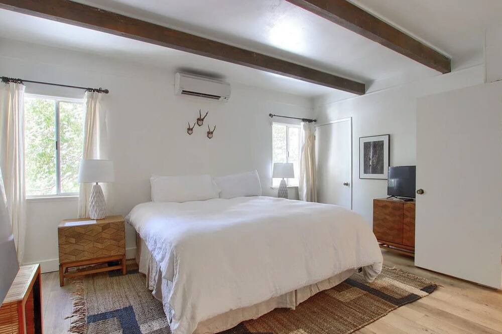 Photo of Bedroom in Yosemite West