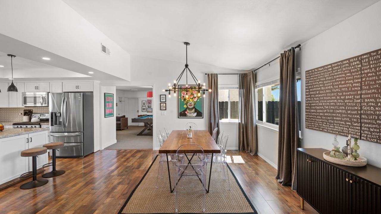 Photo of Livingroom in Desert Hot Springs