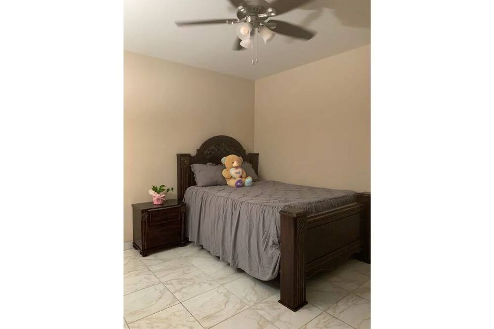 Photo of Bedroom in Murrieta