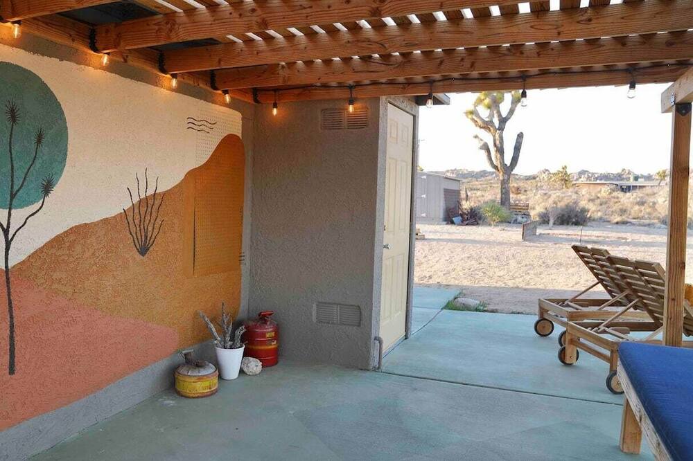 Photo of Patio Balcony in Pioneertown