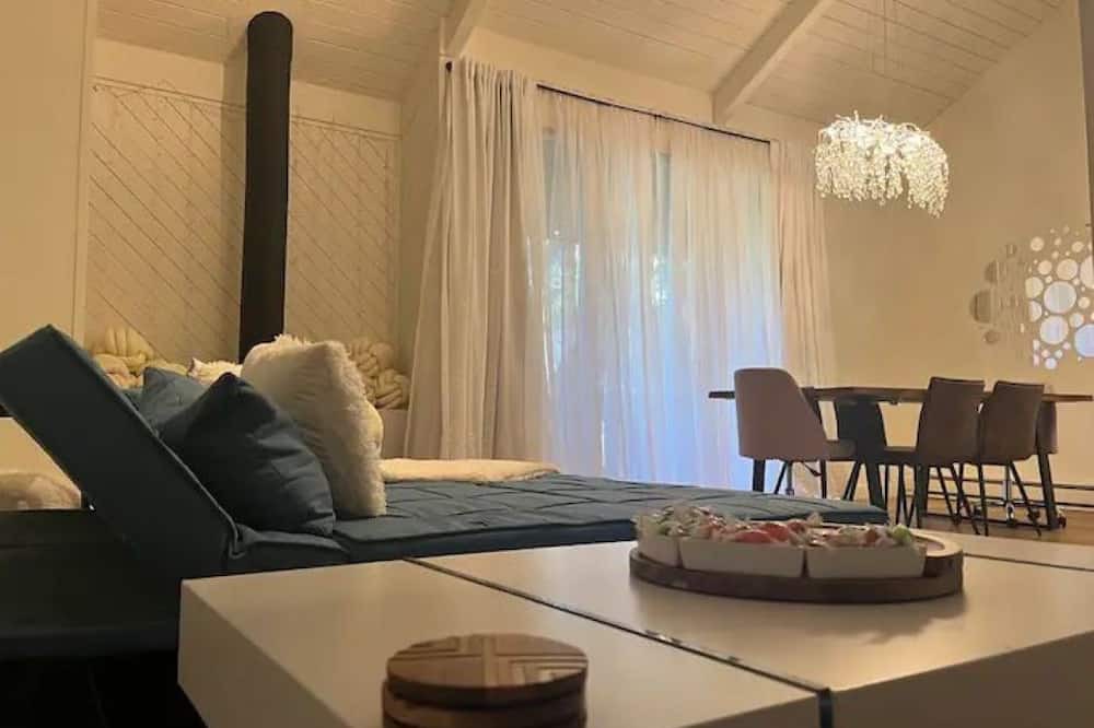 Photo of Bedroom in Jackson Park