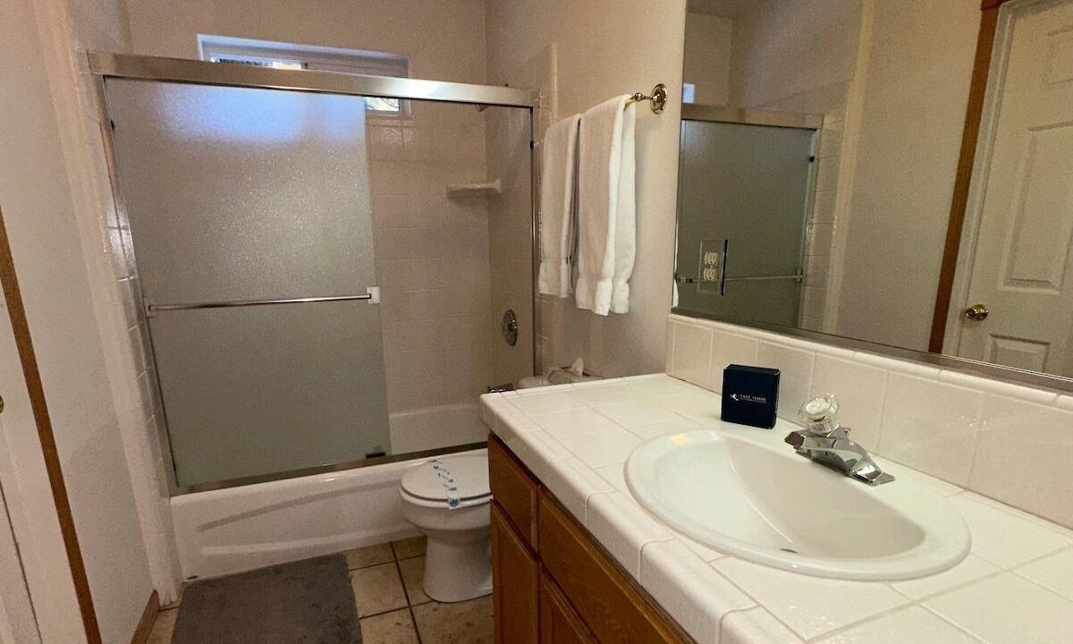 Photo of Bathroom in Pioneer Trail