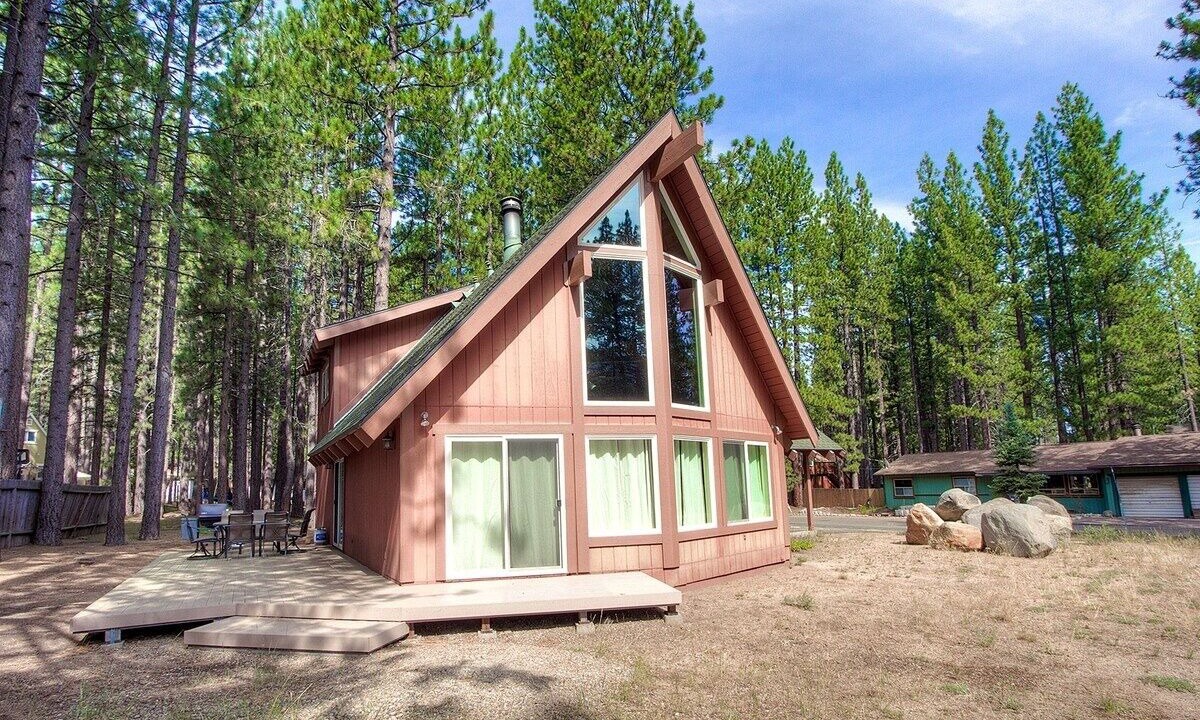 Photo of Outdoor in Black Bart