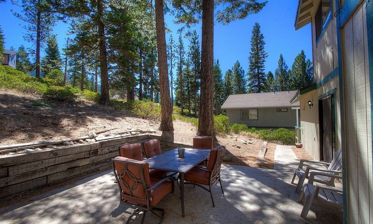 Photo of Outdoor in Montgomery Estates