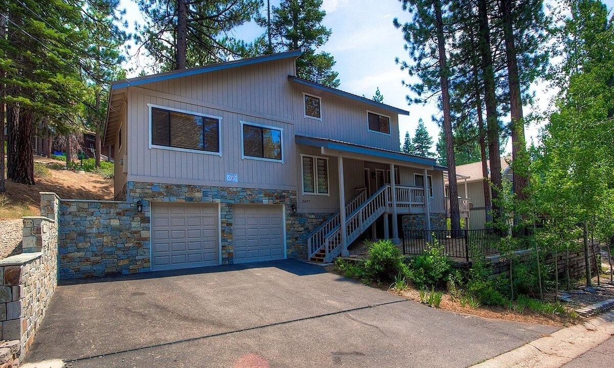 Photo of Outdoor in Montgomery Estates