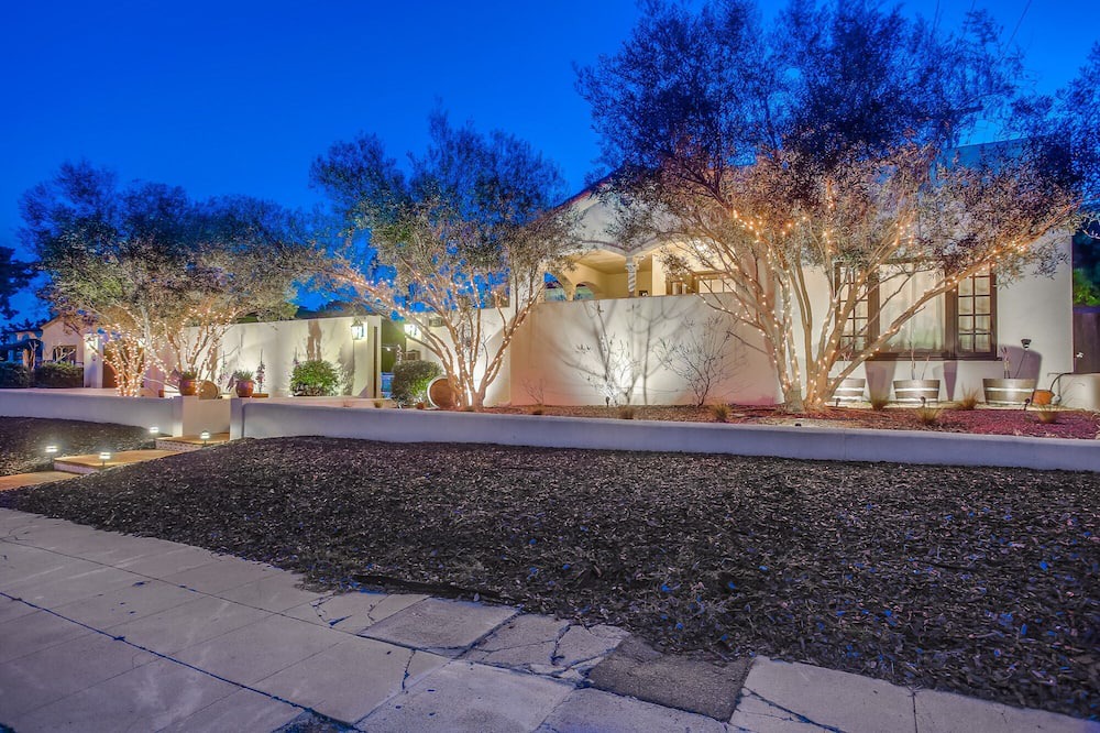 Photo of Outdoor in Loma Portal