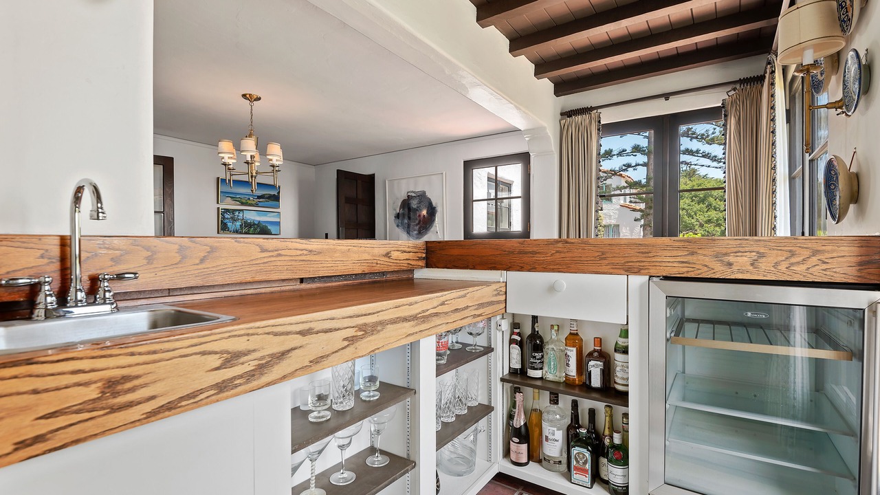Photo of Kitchen in Upper Riviera