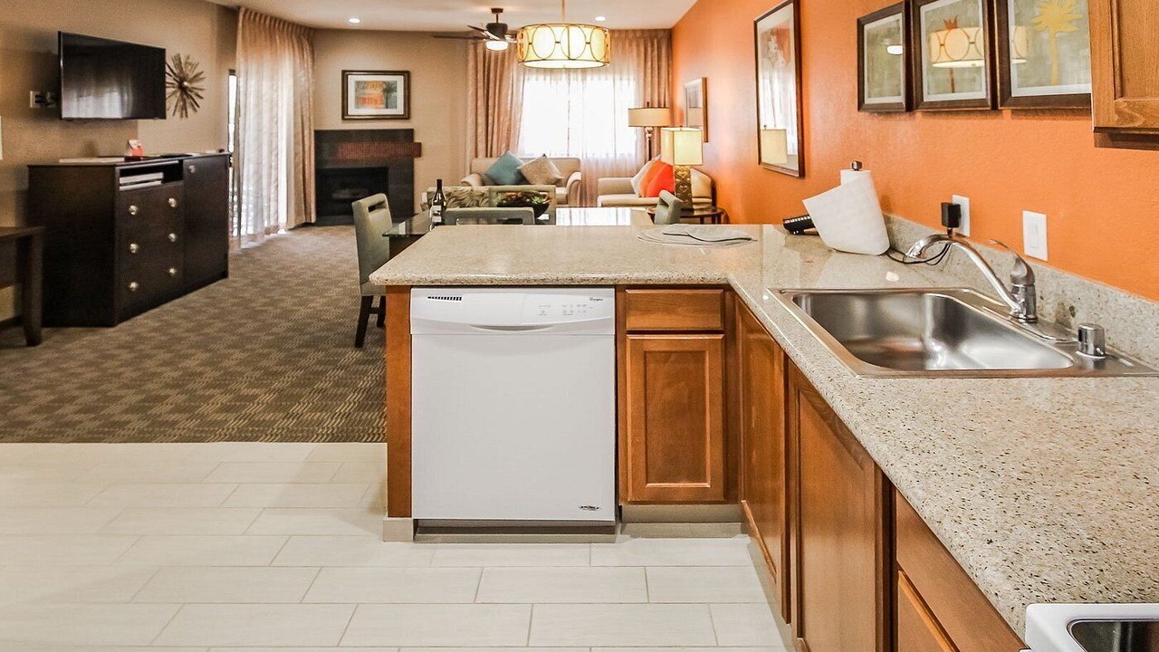 Photo of Kitchen in Araby Commons