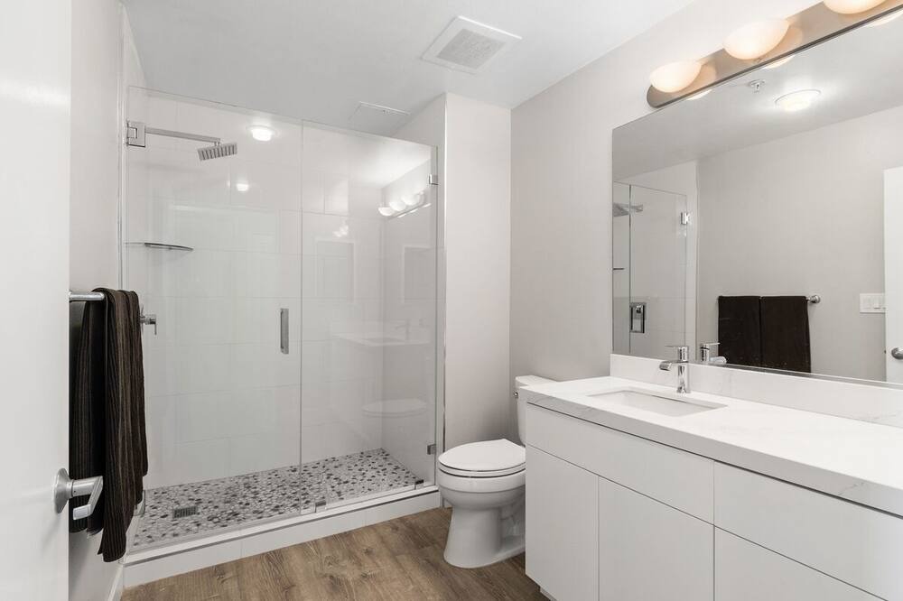 Photo of Bathroom in Pacific Terrace