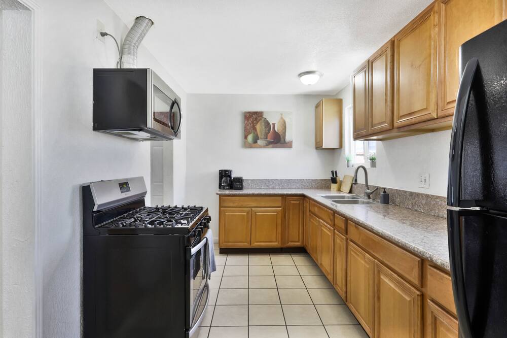 Photo of Kitchen in North Hollywood