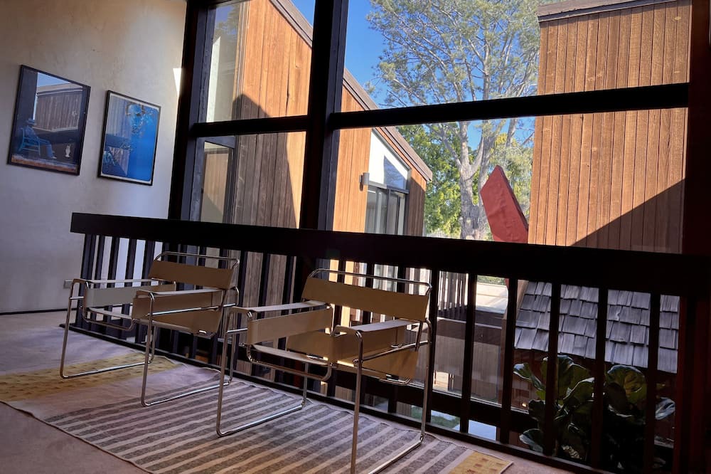 Photo of Others in Mission Hills