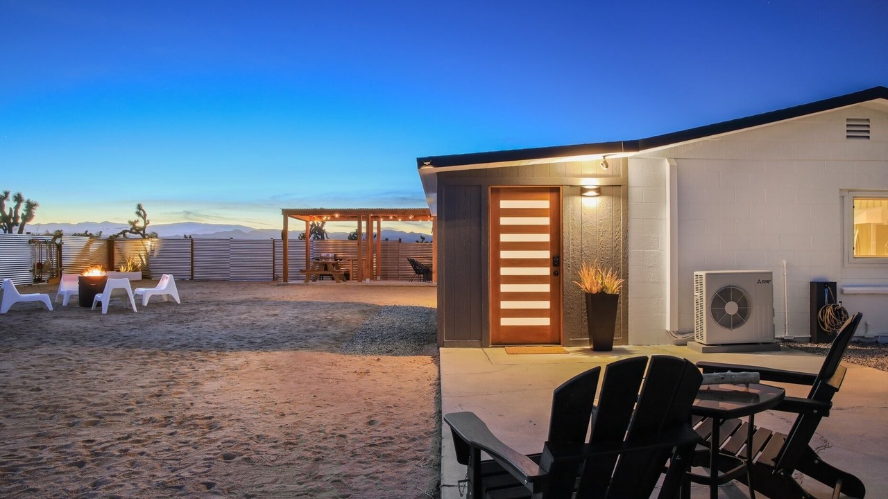 Photo of Others in Landers