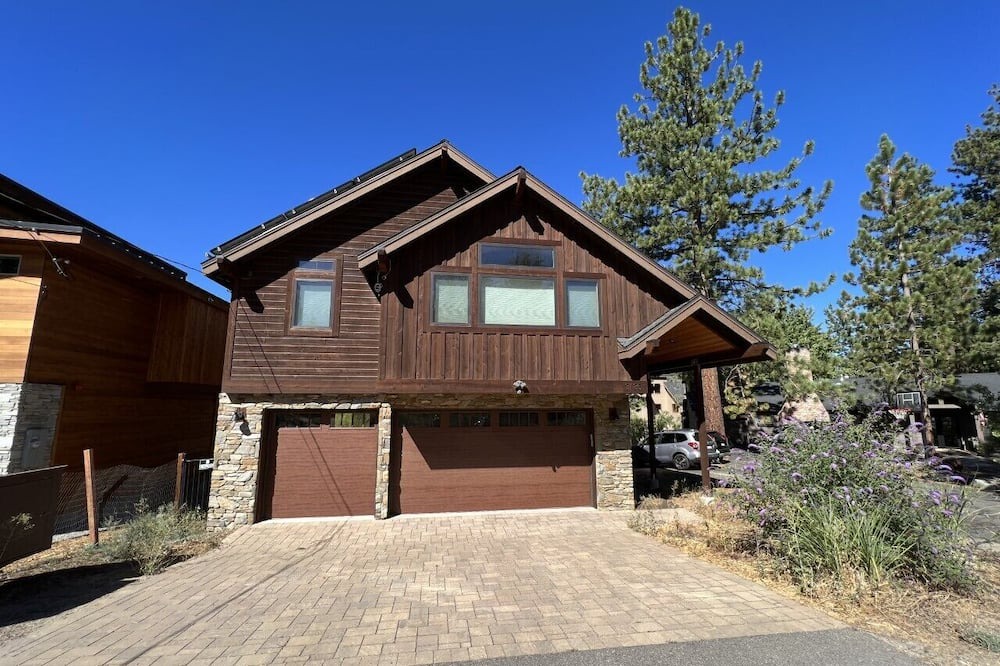 Photo of Outdoor in Al Tahoe