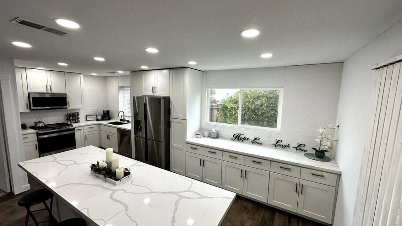 Photo of Kitchen in Hanford