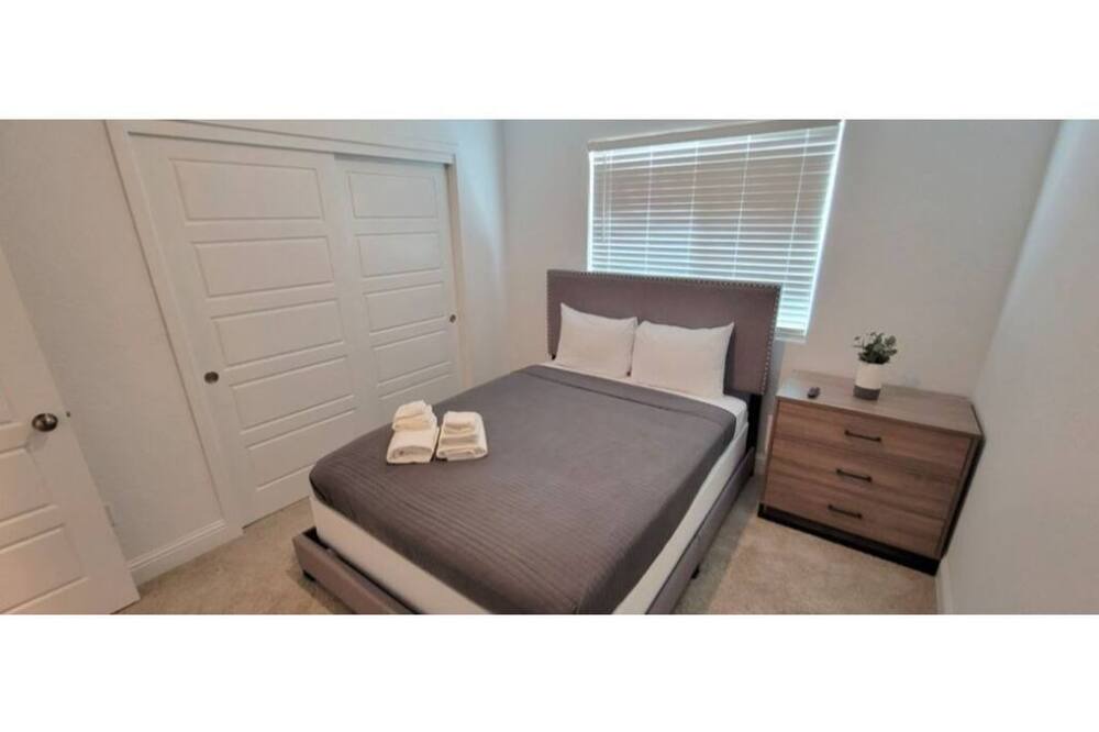 Photo of Bedroom in Roosevelt