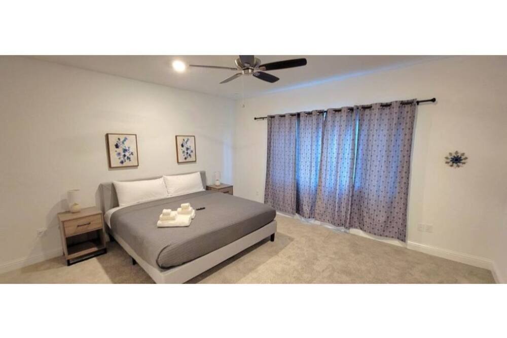 Photo of Bedroom in Roosevelt