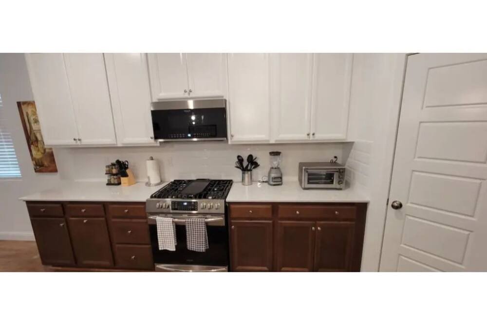 Photo of Kitchen in Roosevelt