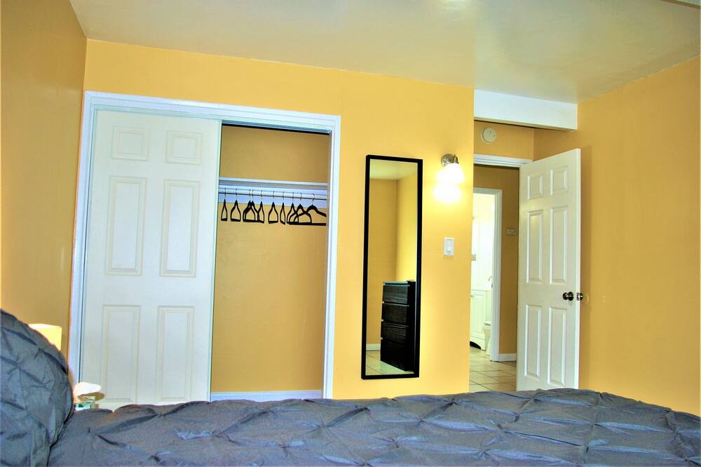 Photo of Bedroom in Logan Heights