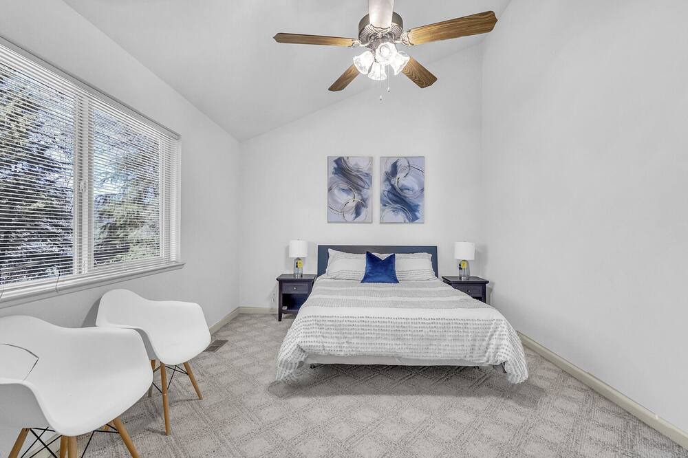 Photo of Bedroom in Grass Valley