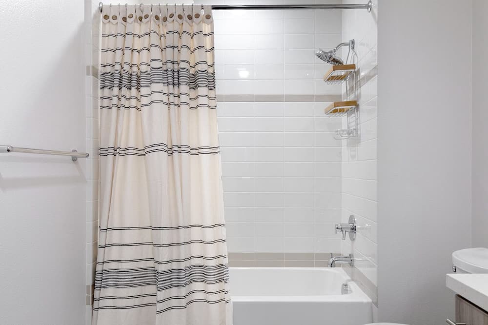Photo of Bathroom in Palms