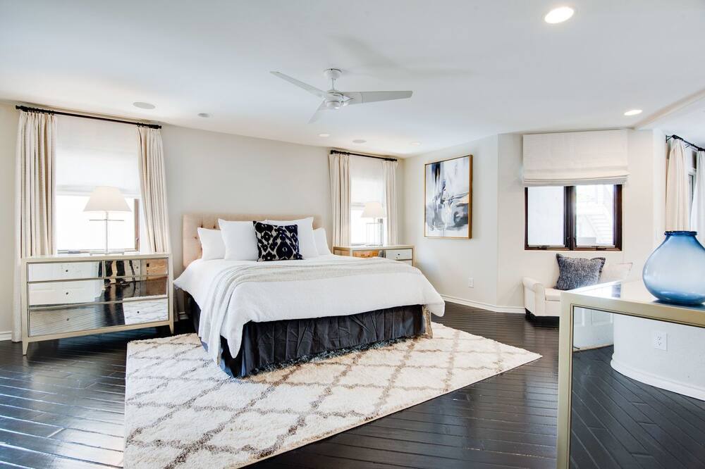 Photo of Bedroom in Tree Section